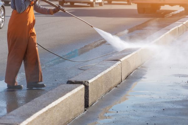 Commercial Concrete Cleaning in Ankeny