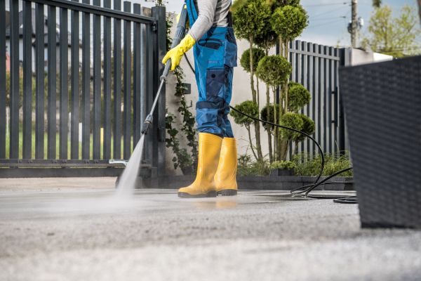 Driveway Power Washing in Ankeny