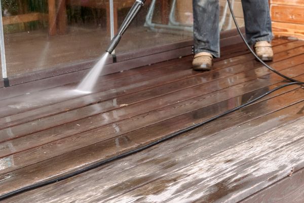 Pool Deck Power Washing in Ankeny