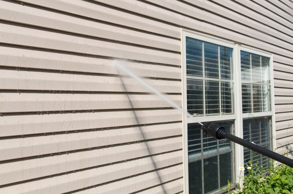 House Pressure Washing in Ankeny