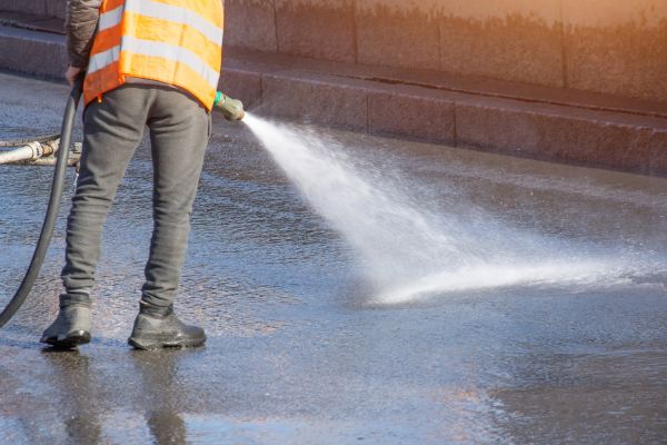 Asphalt Pressure Washing in Ankeny