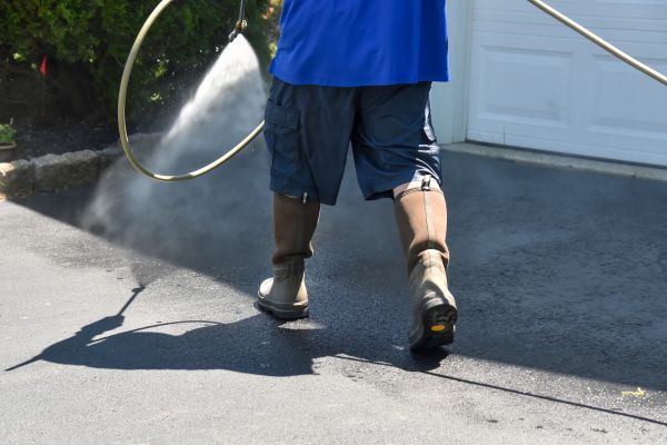 Asphalt Driveway Cleaning in Ankeny