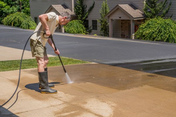 Concrete Pressure Cleaning in Ankeny