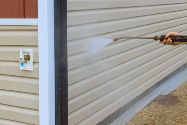 Townhouse Exterior Cleaning in Ankeny