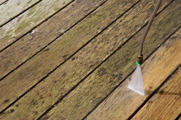 Deck Mold Removal in Ankeny