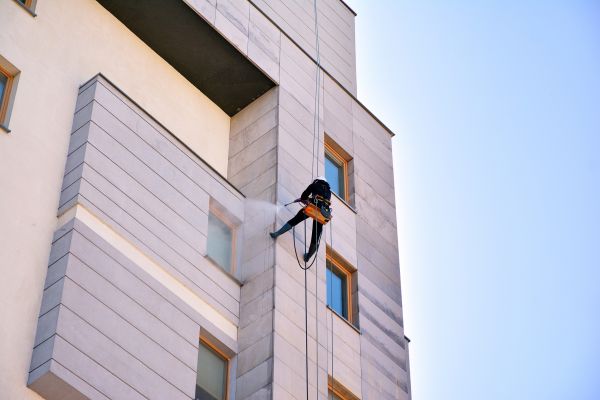 Apartment Pressure Cleaning in Ankeny