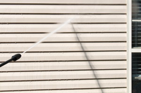 Apartment Power Washing in Ankeny