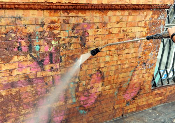 Brick Graffiti Cleaning in Ankeny