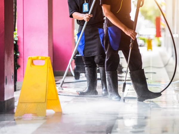 Store Powerwashing in Ankeny